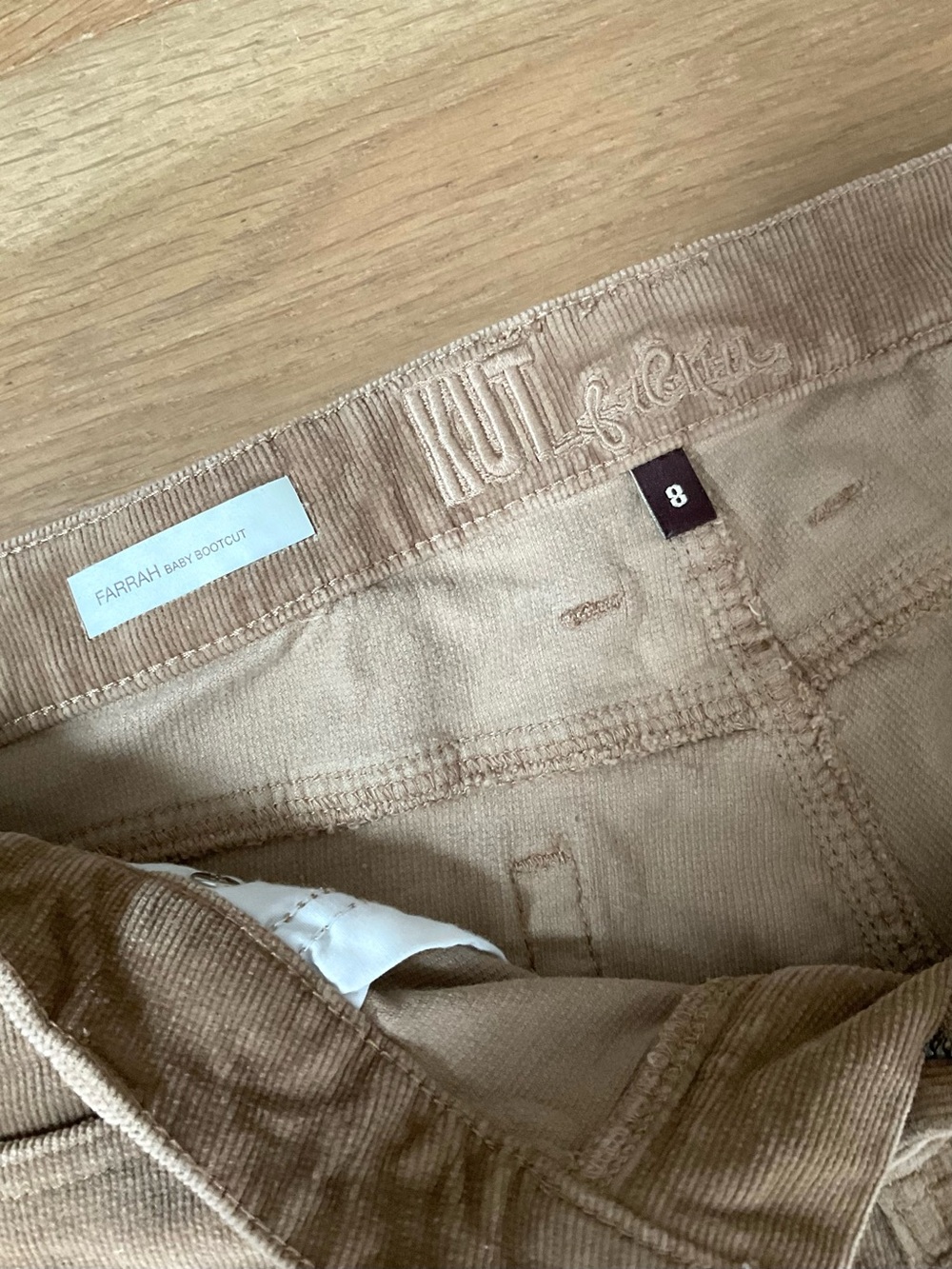 Kut from the Kloth Farrah Baby Bootcut Corduroy Pants Size 8 Flare Academia Y2K - Picture 4 of 13